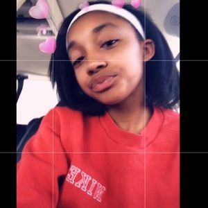 Meet your Posher, Maia